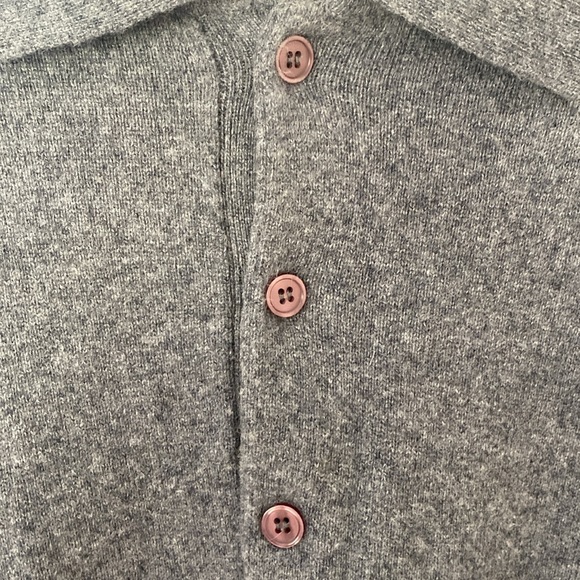 Men’s 100%  2 Ply Gray Cashmere Outer Banks Sweater Size Large - Picture 4 of 4